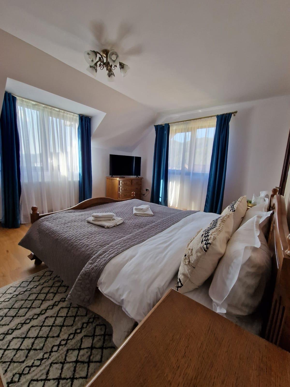 Cameră dublă Villa ESQ – vedere generală